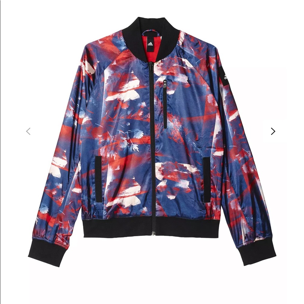 Looking for this jacket in an XL.